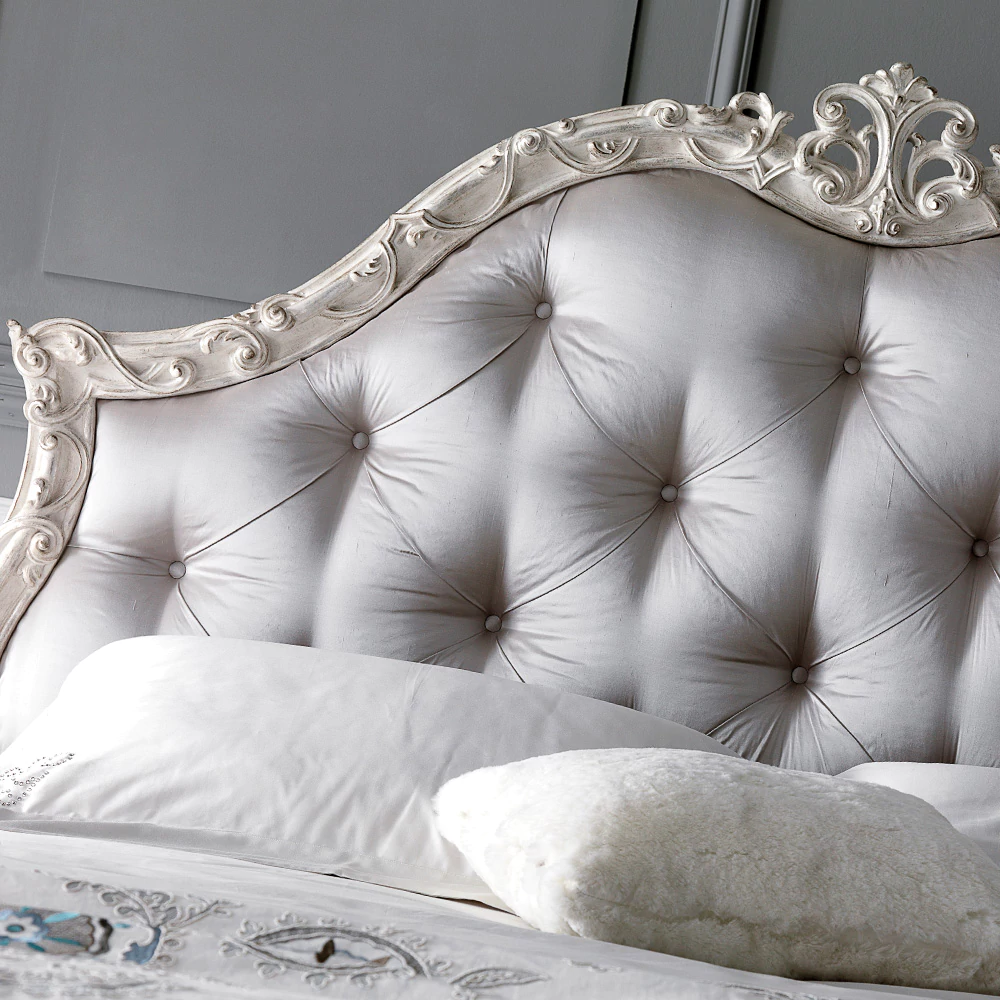 Button-Upholstered-Italian-Storage-Bed - Image 3