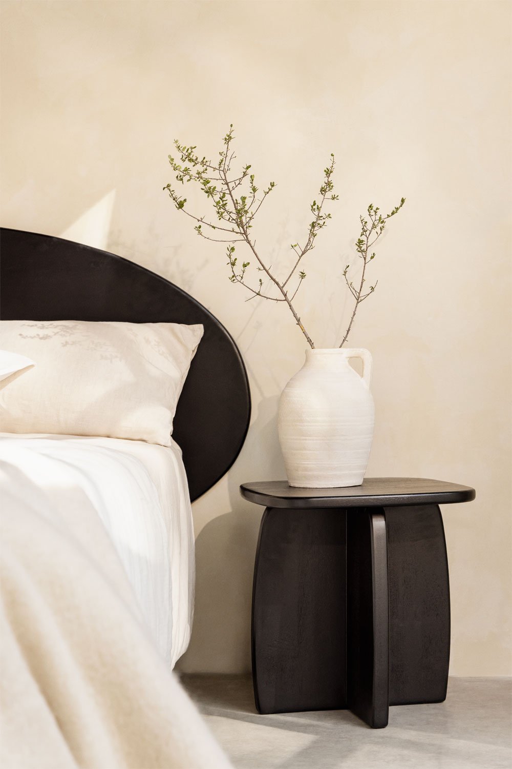 agathe-mango-wood-bedside-table