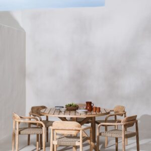 round-table-set-and-6-garden-chairs