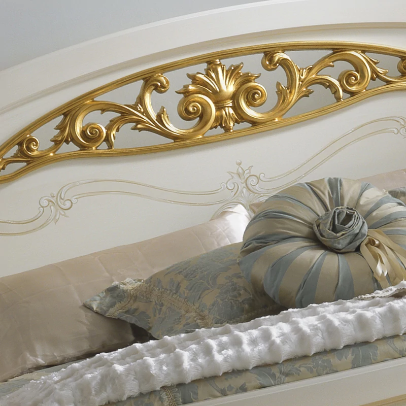 talian-White-and-Gold-Leaf-Elaborately-Carved-Bed - Image 2