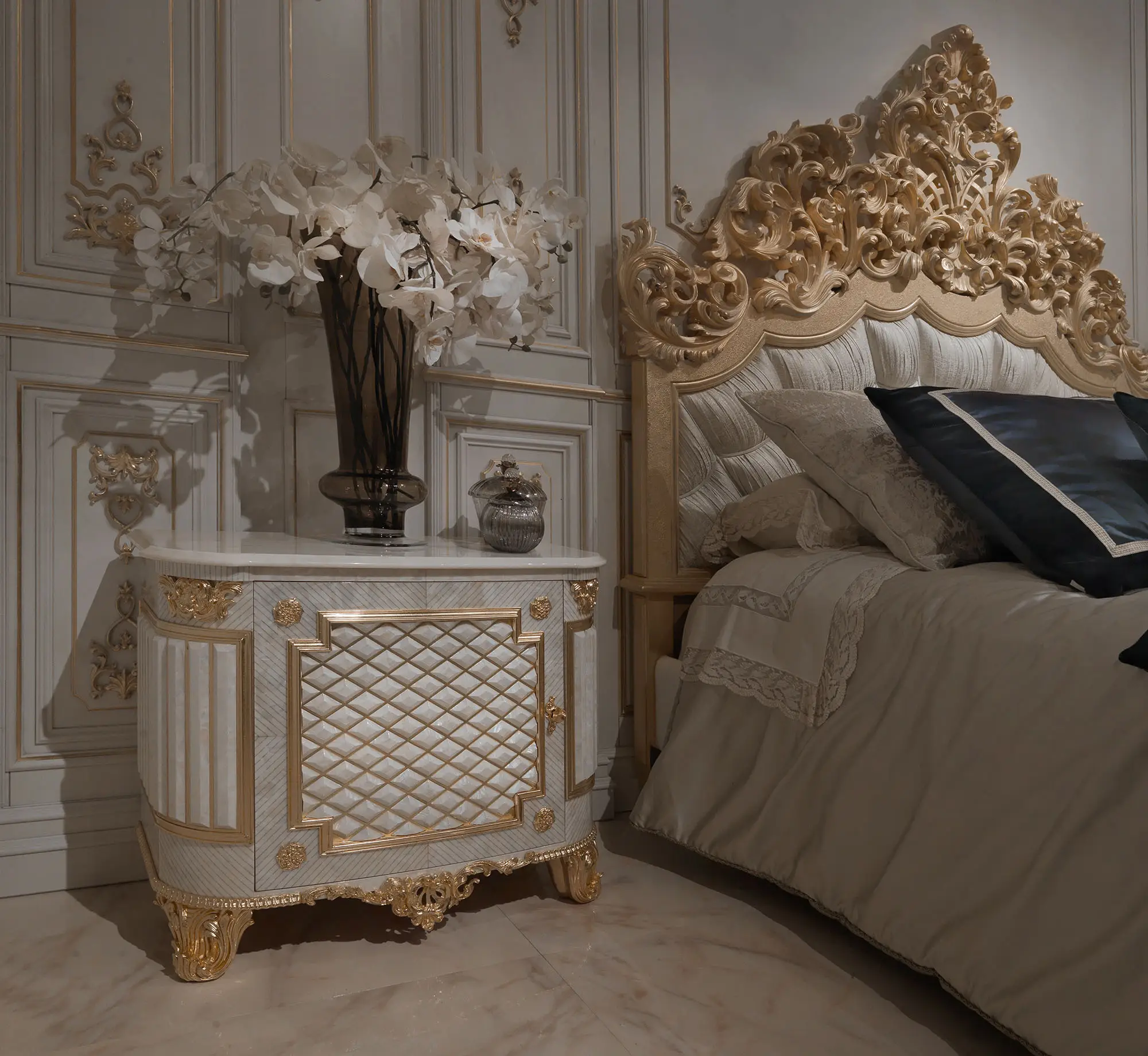 Luxury Hand-Carved King Size Bed - Image 2